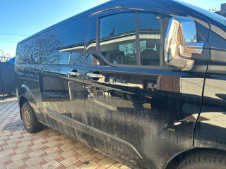 Ford Transit custom foto 2