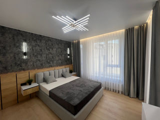 Apartament cu 2 camere, 80 m², Centru, Chișinău foto 1