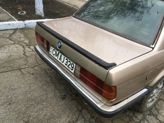 BMW 3 Series foto 3