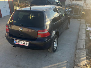 Volkswagen Golf foto 2