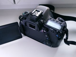 Canon 80D Kit  50mm 1,8 STM foto 4
