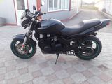 Kawasaki ZR 750....nu skimb foto 2