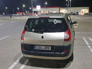 Renault Grand Scenic foto 6