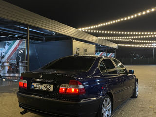 BMW 3 Series foto 4