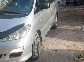 Toyota Previa foto 2