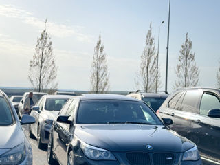 BMW 5 Series фото 4