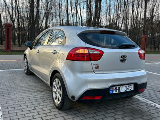 KIA Rio foto 3