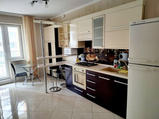 Apartament cu 1 cameră, 65 m², Centru, Chișinău foto 2