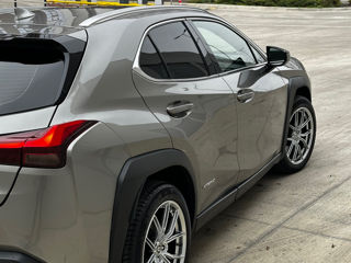 Lexus UX foto 5