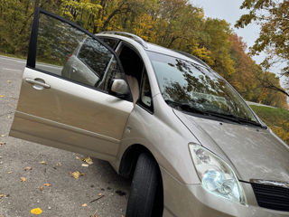 Toyota Corolla Verso foto 5