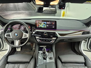 BMW 5 Series foto 6