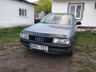 Audi 80