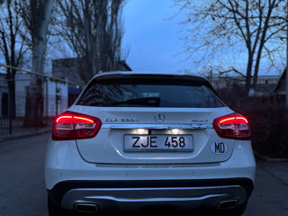 Mercedes GLA foto 9