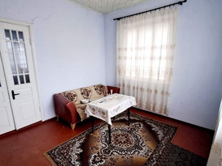 Se vinde casă spațioasă la doar 5 km distanță de orașul bălți!!! preț negociabil foto 5