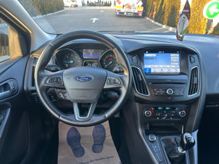 Ford Focus foto 7