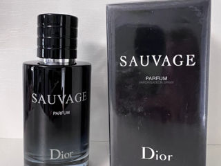 Dior sauvage elixir foto 2