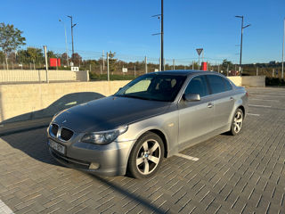 BMW 5 Series foto 3