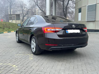 Skoda Superb foto 6