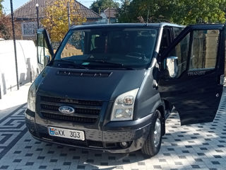 Ford Tranzit foto 1