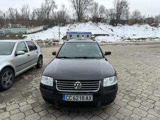 Volkswagen Passat foto 1