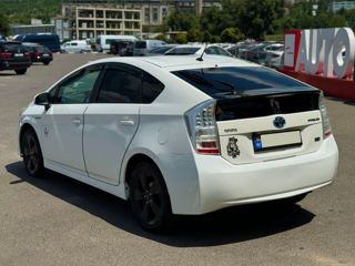 Toyota Prius foto 9