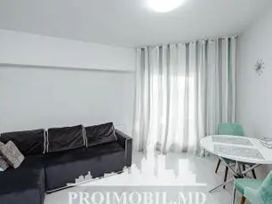 Apartament cu 3 camere, 100 m², Centru, Chișinău foto 1