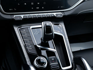 Geely Atlas Pro foto 12