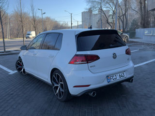 Volkswagen Golf foto 4