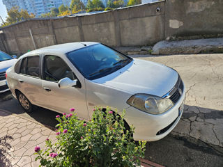 Renault Clio foto 4