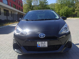 Toyota Prius c foto 3