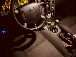 Ford Mondeo foto 6