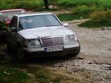 Mercedes Series (W124) foto 3