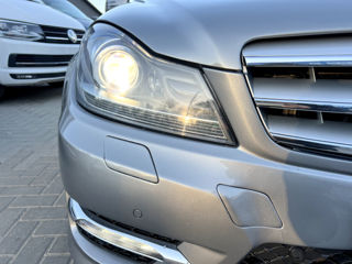 Mercedes C-Class foto 19