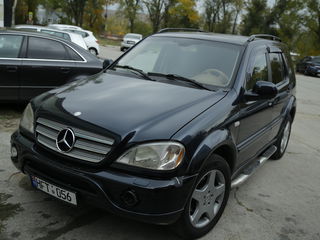 Mercedes ML Class foto 1