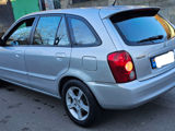 Mazda 323 foto 4