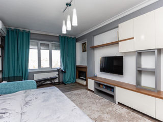 Apartament cu 2 camere, 68 m², Botanica, Chișinău foto 2