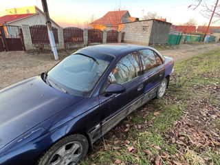 Opel Omega foto 4