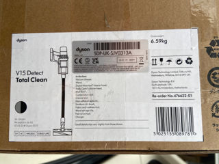 Dyson V15 Detect Total Clean