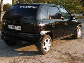 Opel Corsa foto 4