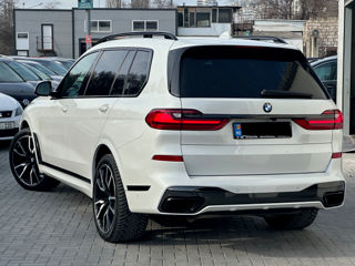 BMW X7 foto 4