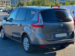 Renault Grand Scenic foto 7