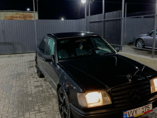 Mercedes E-Class foto 9