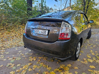 Toyota Prius foto 2