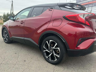 Toyota C-HR foto 5