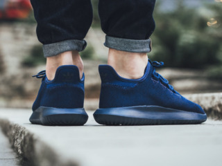 Adidas tubular dark blue foto 2