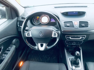 Renault Megane foto 9