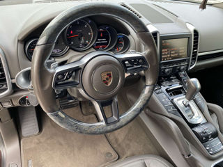 Porsche Cayenne foto 11