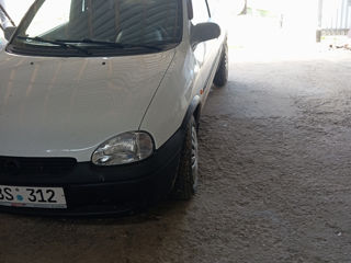 Opel Corsa фото 3