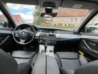 BMW 5 Series Touring foto 6