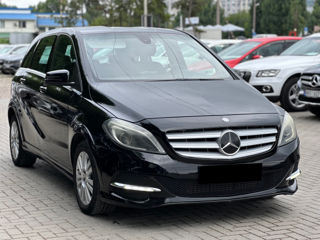 Mercedes B-Class foto 4